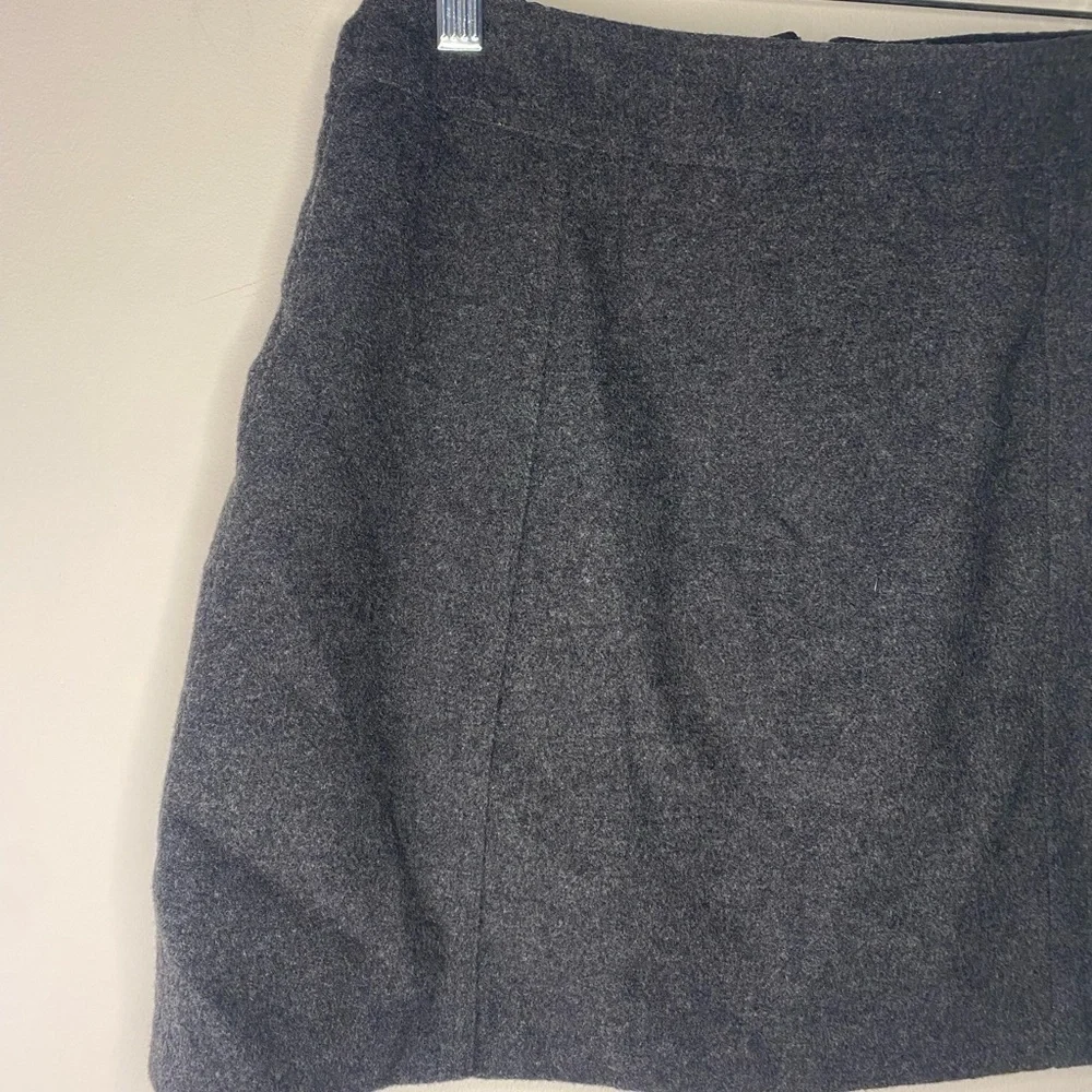 Old Navy Clothing Co Vintage Wool Blend Gray Mini Skirt Size 4 Academia Preppy
